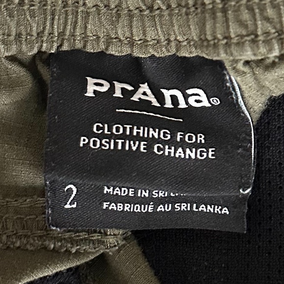 Prana Women’s Double Peak Organic Cotton Shorts Hiking Gorpcore Olive Green 2 - Picture 3 of 4